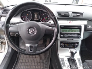 Volkswagen Passat Variant 2.0 TDI DSG COMFO 2010