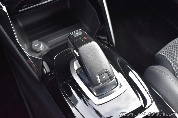 Peugeot 2008 1.5 BHDi GT AUTOMAT*DPH*Č 2021