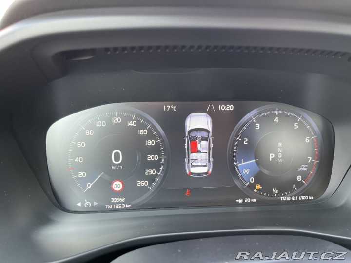Volvo XC40 T2 2021
