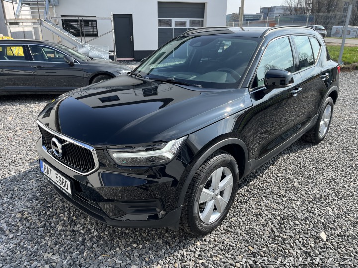 Volvo XC40 T2 2021