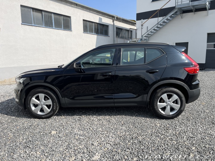 Volvo XC40 T2 2021