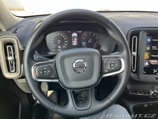 Volvo XC40 T2 2021