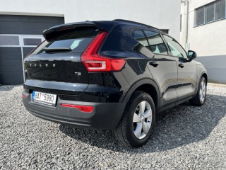 Volvo XC40 T2 2021