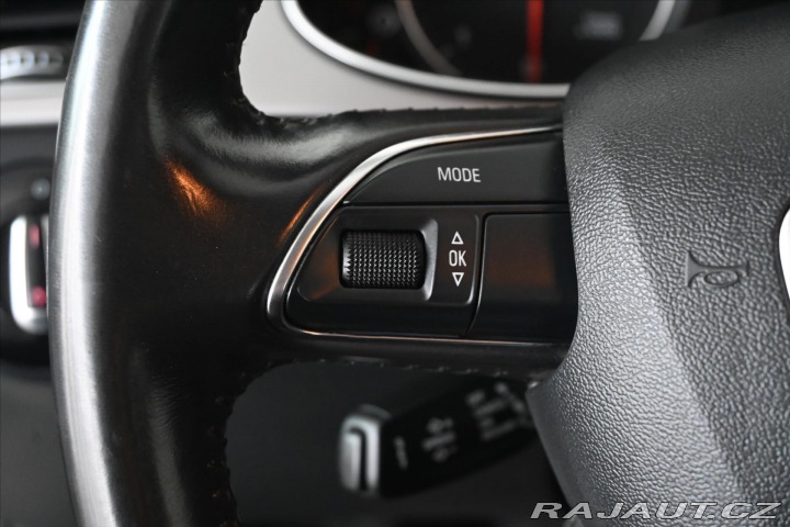 Audi A4 2,0 TDi 105kW *NAVI* Záru 2012
