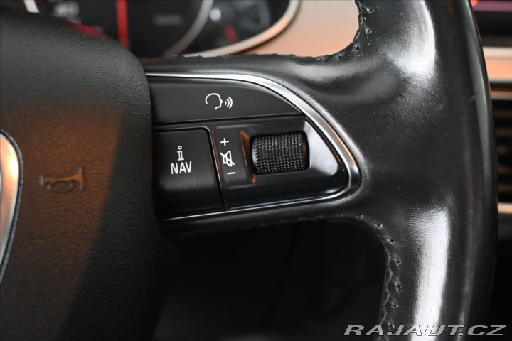 Audi A4 2,0 TDi 105kW *NAVI* Záru 2012