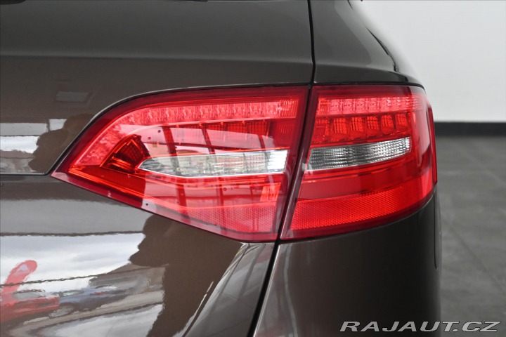 Audi A4 2,0 TDi 105kW *NAVI* Záru 2012