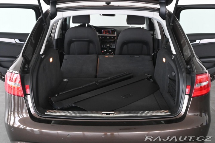 Audi A4 2,0 TDi 105kW *NAVI* Záru 2012