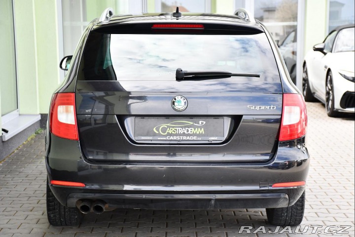 Škoda Superb 2.0TDi DSG NAVI 2012