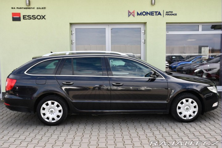 Škoda Superb 2.0TDi DSG NAVI 2012