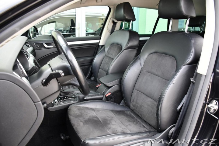 Škoda Superb 2.0TDi DSG NAVI 2012