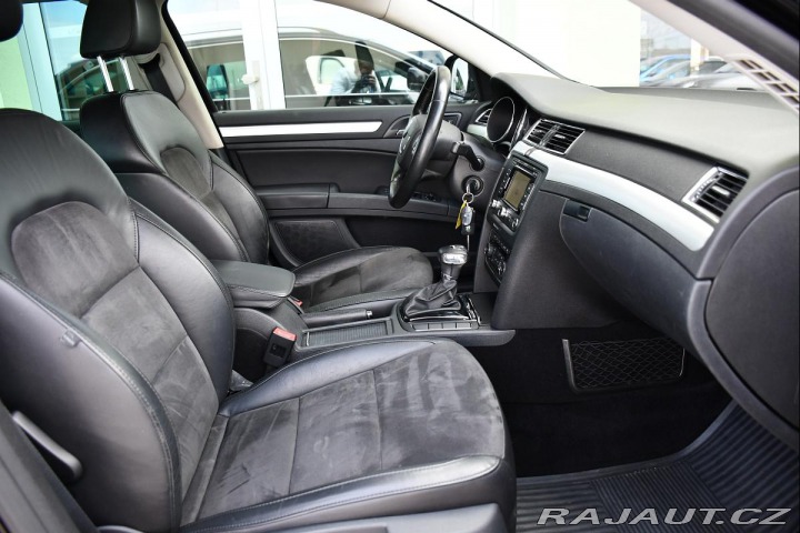Škoda Superb 2.0TDi DSG NAVI 2012