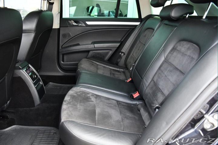 Škoda Superb 2.0TDi DSG NAVI 2012