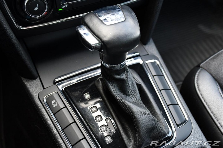 Škoda Superb 2.0TDi DSG NAVI 2012