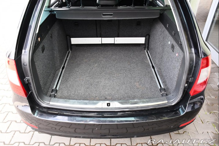 Škoda Superb 2.0TDi DSG NAVI 2012
