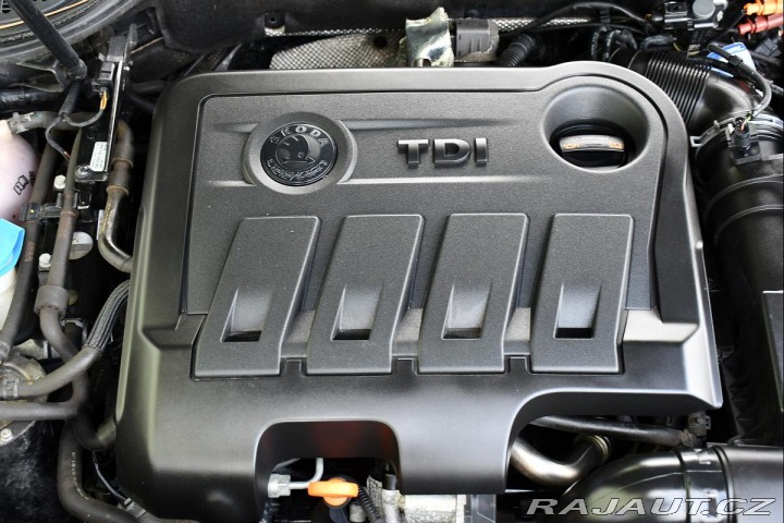 Škoda Superb 2.0TDi DSG NAVI 2012