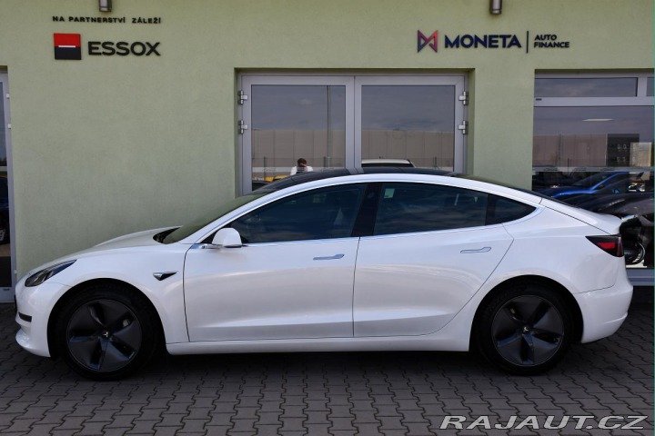 Tesla Model 3 LONG RANGE SoH 92% TAŽNÉ 2020