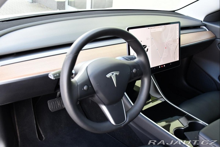 Tesla Model 3 LONG RANGE DUAL MOTOR TAŽ 2020