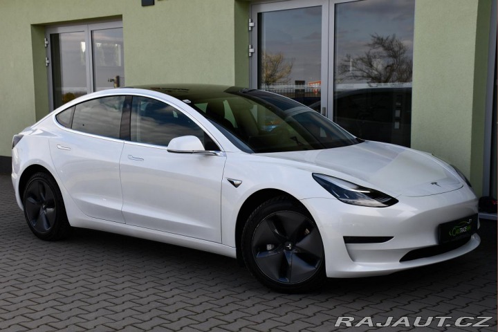 Tesla Model 3 LONG RANGE DUAL MOTOR TAŽ 2020