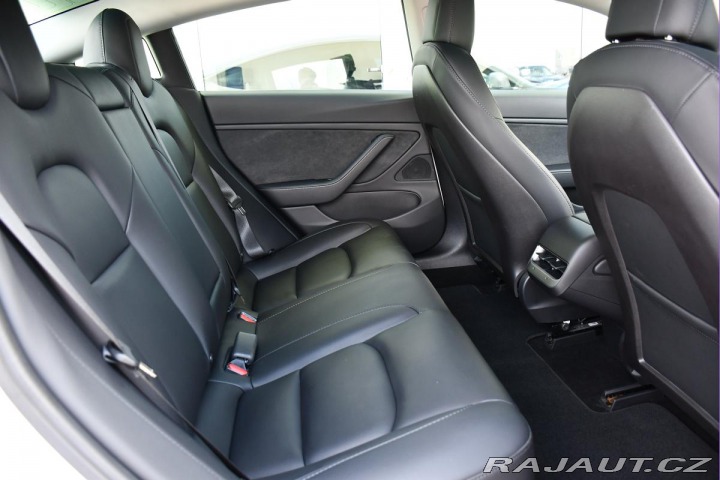 Tesla Model 3 LONG RANGE SoH 92% TAŽNÉ 2020