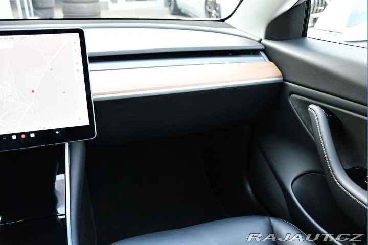 Tesla Model 3 LONG RANGE SoH 92% TAŽNÉ 2020