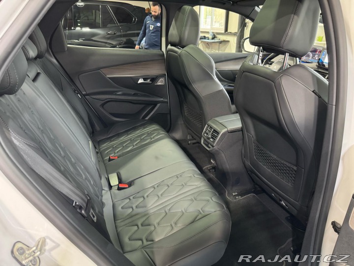 Peugeot 3008 GT 2021