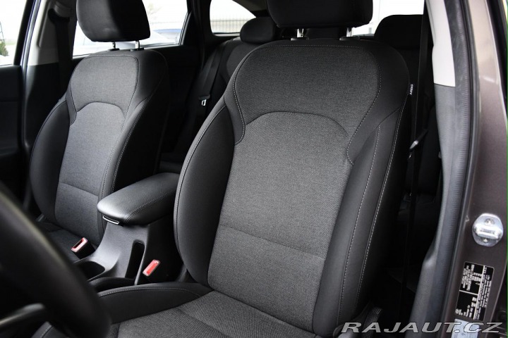 Hyundai i30 1.5 T-GDI MHEV, ČR,1.MAJ. 2022