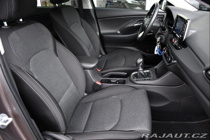 Hyundai i30 1.5 T-GDI MHEV, ČR,1.MAJ. 2022