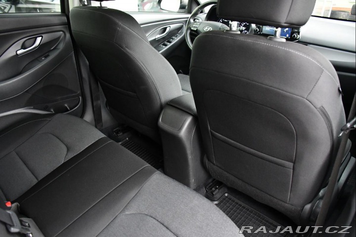 Hyundai i30 1.5 T-GDI MHEV, ČR,1.MAJ. 2022
