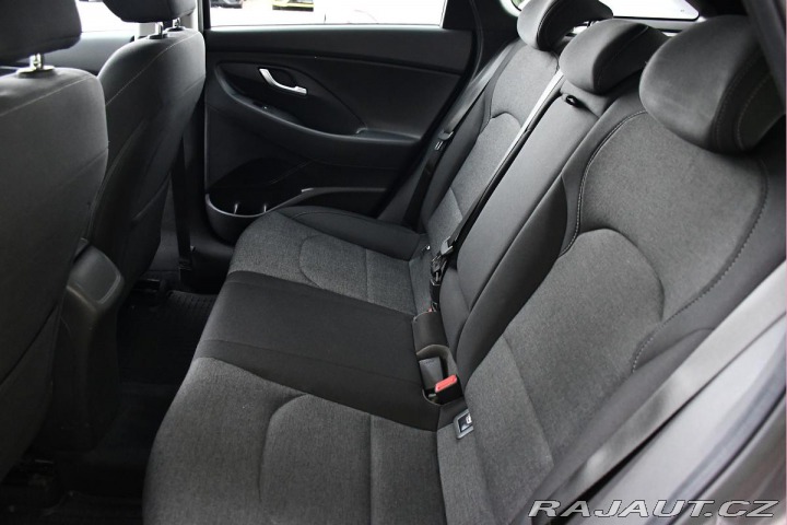 Hyundai i30 1.5 T-GDI MHEV, ČR,1.MAJ. 2022