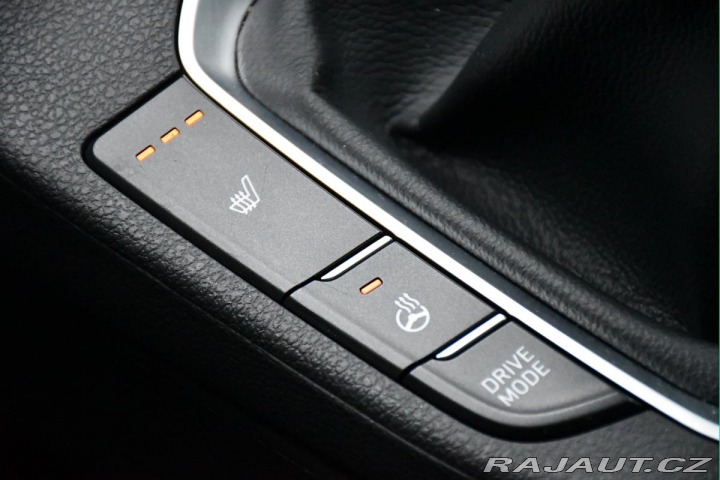 Hyundai i30 1.5 T-GDI MHEV, ČR,1.MAJ. 2022
