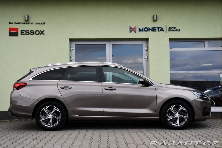 Hyundai i30 1.5 T-GDI MHEV, ČR,1.MAJ. 2022