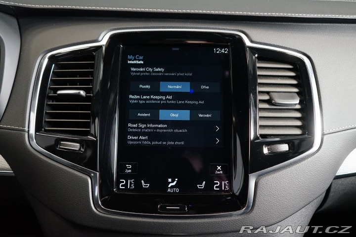 Volvo XC90 T8 AWD Recharge R-Design 2020
