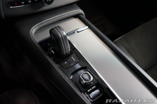 Volvo XC90 T8 AWD Recharge R-Design 2020