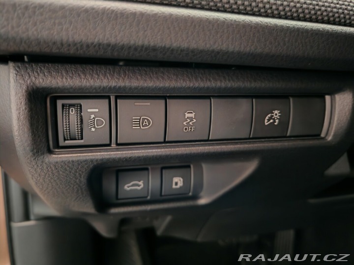 Toyota Camry 2,5 Hybrid CVT Comfort 2024