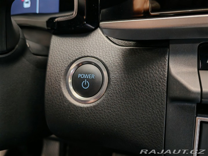 Toyota Camry 2,5 Hybrid CVT Comfort 2024