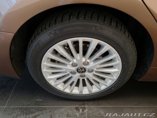 Toyota Camry 2,5 Hybrid CVT Comfort 2024