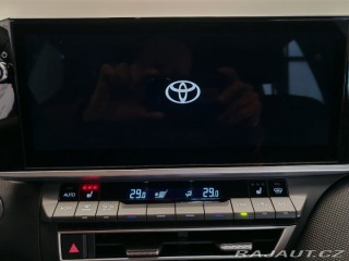 Toyota Camry 2,5 Hybrid CVT Comfort 2024