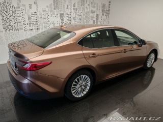 Toyota Camry 2,5 Hybrid CVT Comfort 2024