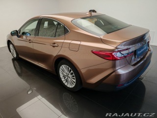 Toyota Camry 2,5 Hybrid CVT Comfort 2024
