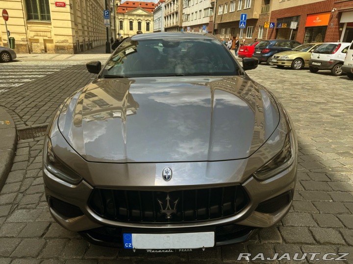 Maserati Ghibli 2022