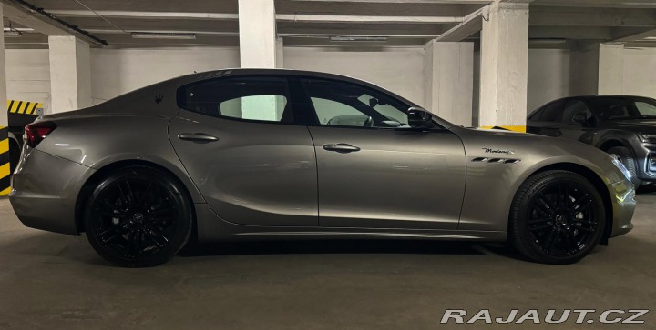 Maserati Ghibli 2022