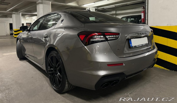 Maserati Ghibli 2022