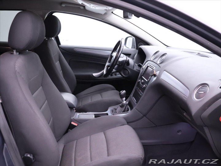 Ford Mondeo 2,2 TDCi 147kW Convers+ T 2011