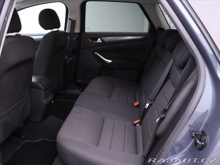 Ford Mondeo 2,2 TDCi 147kW Convers+ T 2011