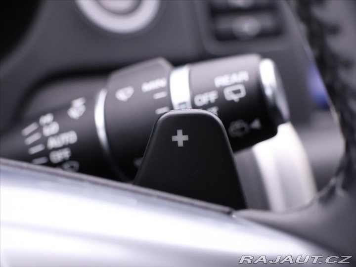 Land Rover Discovery Sport 2,0 TD4 HSE 4WD Navi Kůže 2018
