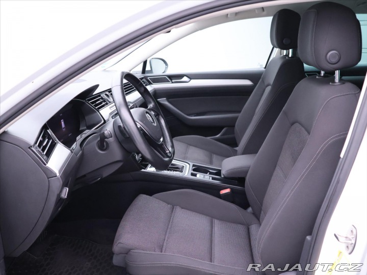 Volkswagen Passat 2,0 TDI 140kW 4M DSG CZ D 2015