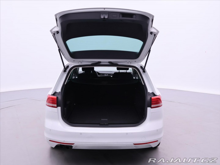 Volkswagen Passat 2,0 TDI 140kW 4M DSG CZ D 2015