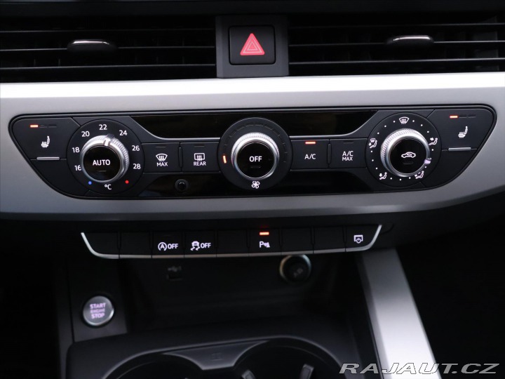 Audi A4 2,0 TDI S-line Virtual DP 2022