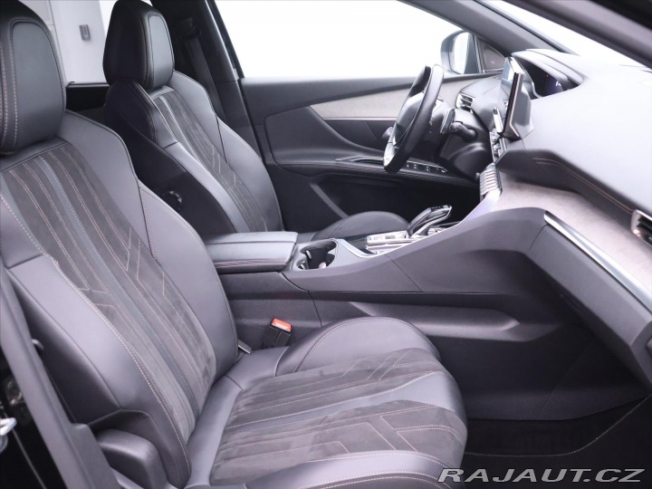 Peugeot 5008 1,5 HDI GT-line DPH 7-Mís 2022