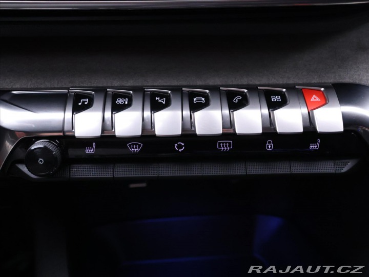 Peugeot 5008 1,5 HDI GT-line DPH 7-Mís 2022
